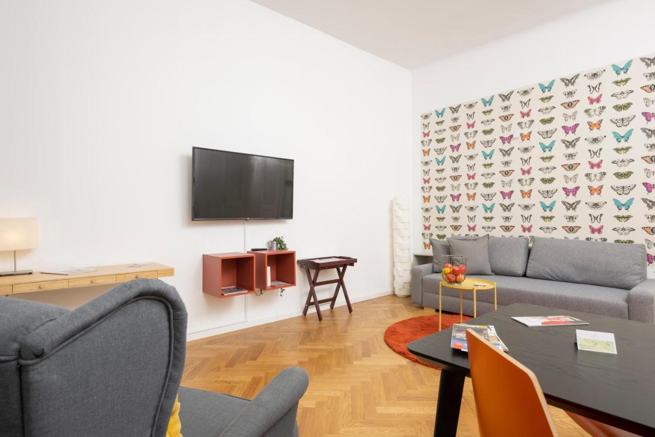Luxury Suites Liechtenstein Виена Екстериор снимка