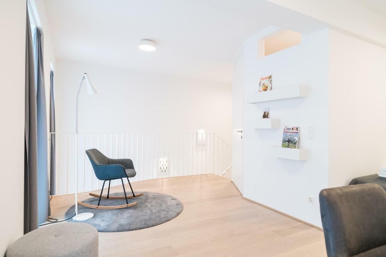 Luxury Suites Liechtenstein Виена Екстериор снимка